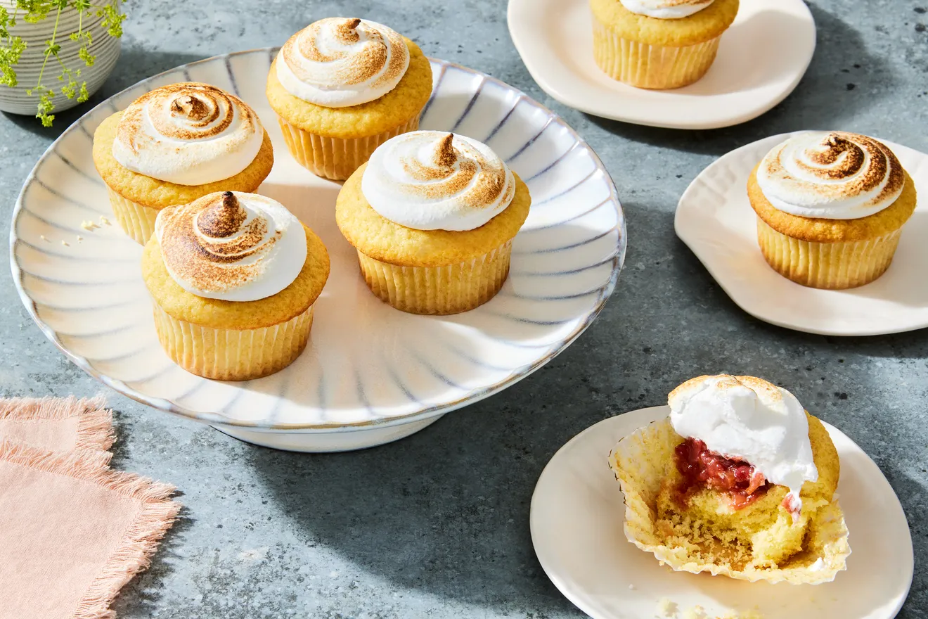 Strawberry Rhubarb Meringue Cupcakes